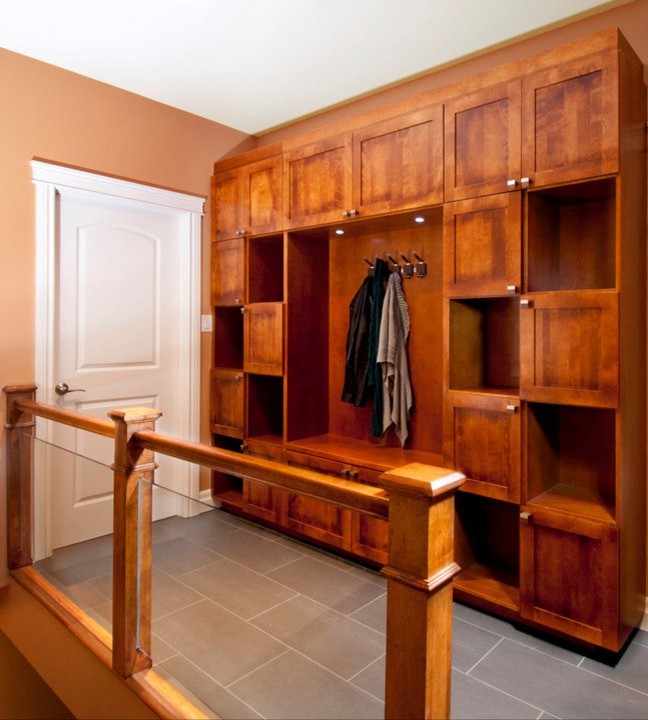 Home design - transitional home design idea