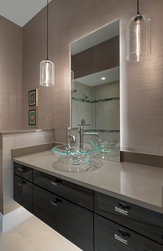 Example of a transitional bathroom design in Miami
