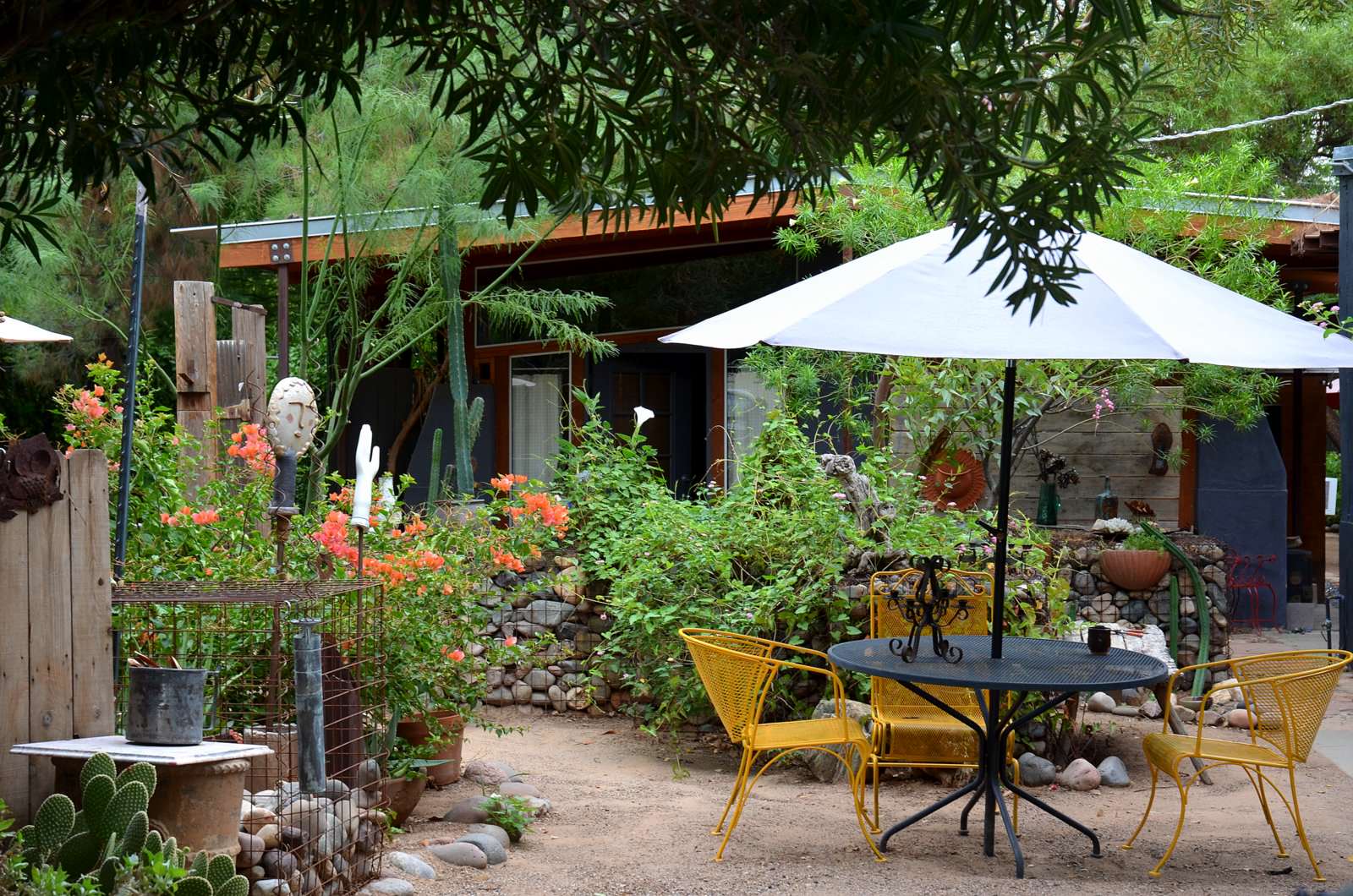 An Artist's Garden Delights With Beauty and Whimsy
