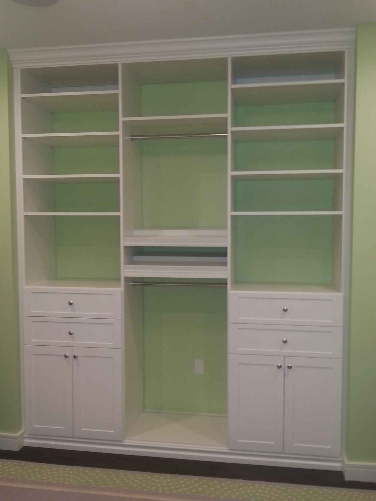 Baby room Wall unit Before and After