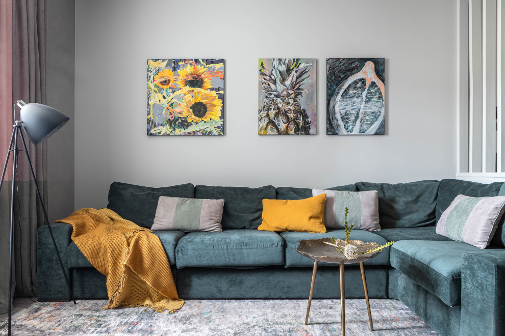 КВАРТИРА С ЯРКИМИ АКЦЕНТАМИ В СТАРОМ ФОНДЕ