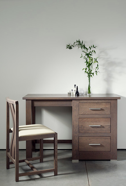 Quercus Solid Oak Dressing Table | James Franklin Furniture
