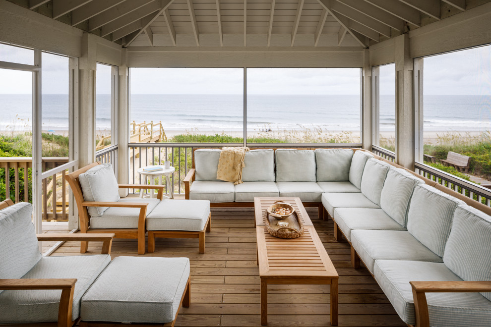 Design ideas for a beach style verandah in Other.