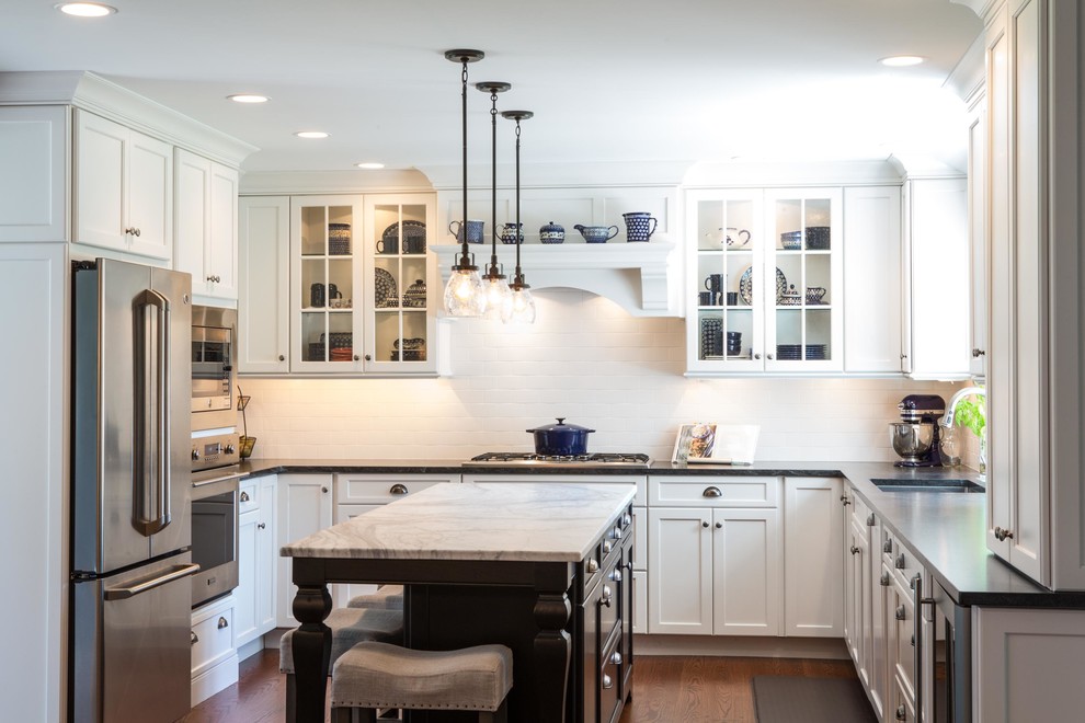 Inspiration for a timeless kitchen remodel in Philadelphia