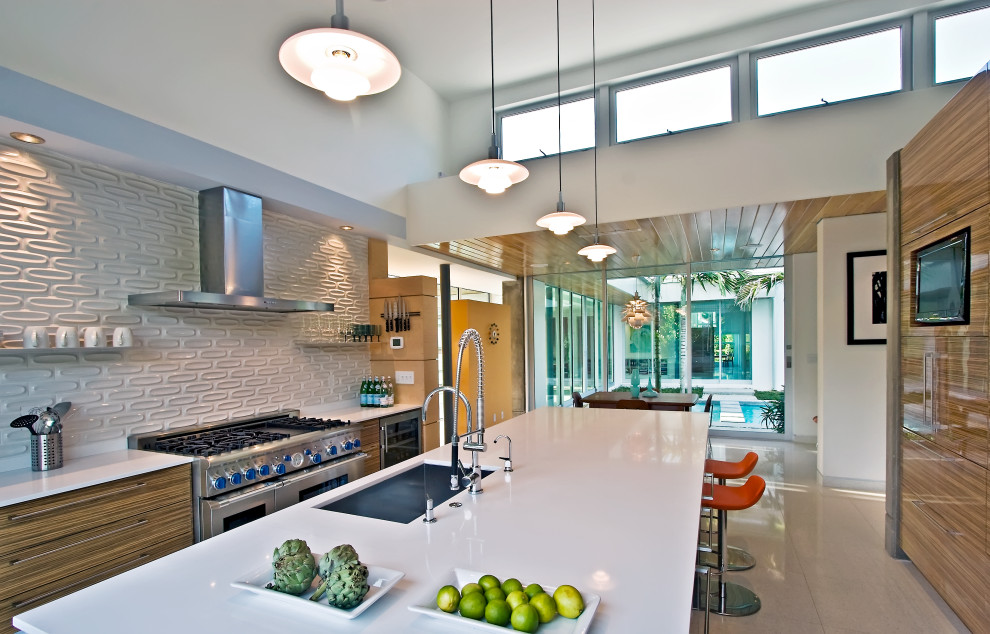 Inspiration for a transitional kitchen remodel in Miami
