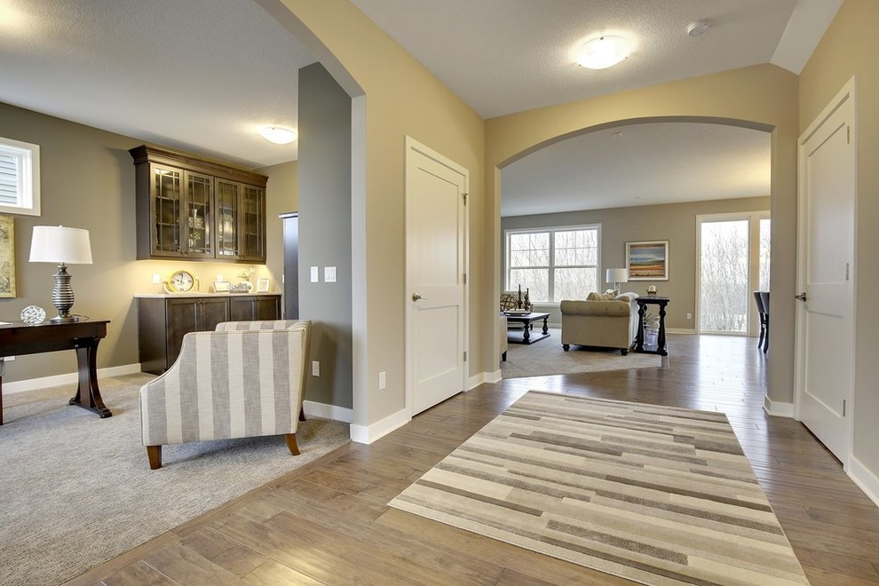 Entryway - transitional entryway idea in Minneapolis