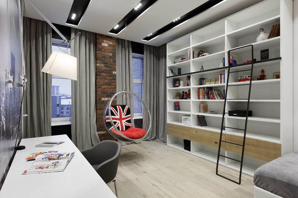 Окнами на Петроградскую сторону