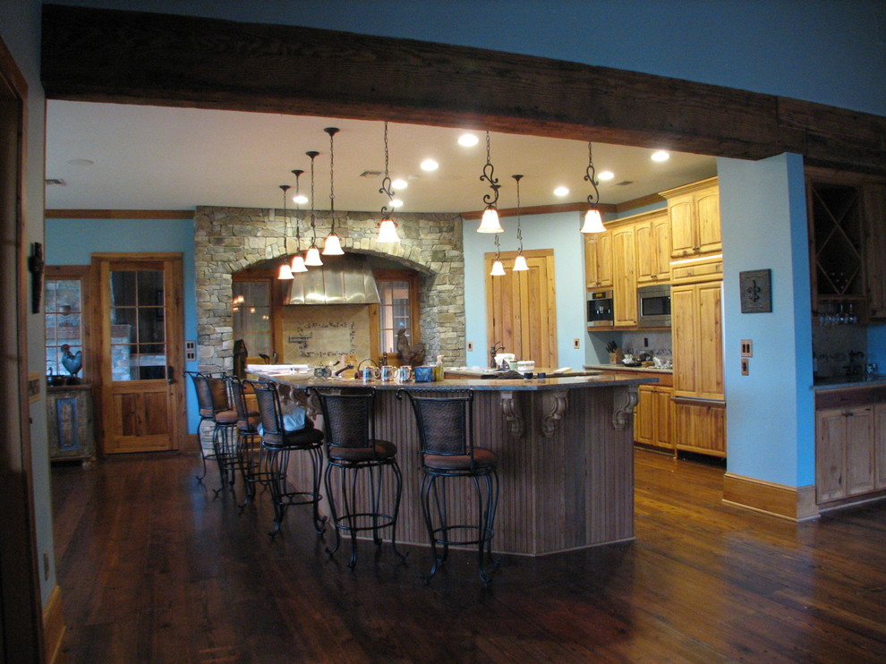 Lake Bistineau camp Kitchen New Orleans by CustomBilt and Supply Houzz