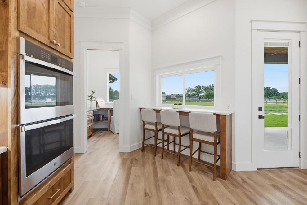 Mathis Collection I Bryan Texas