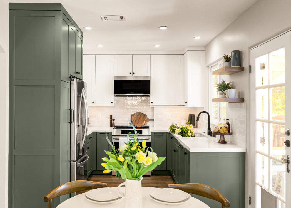 Oak View Charmer - Transitional - Kitchen - Los Angeles - by Kitchen ...