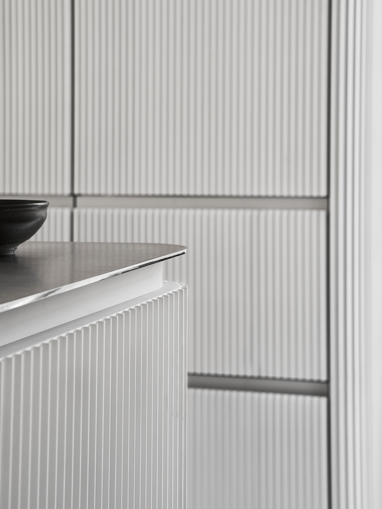 V3 ALUMINIUM & STAINLESS STEEL KITCHEN