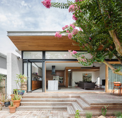 6 Design Experts' Perfect Pairings for Facades and Outdoor Areas