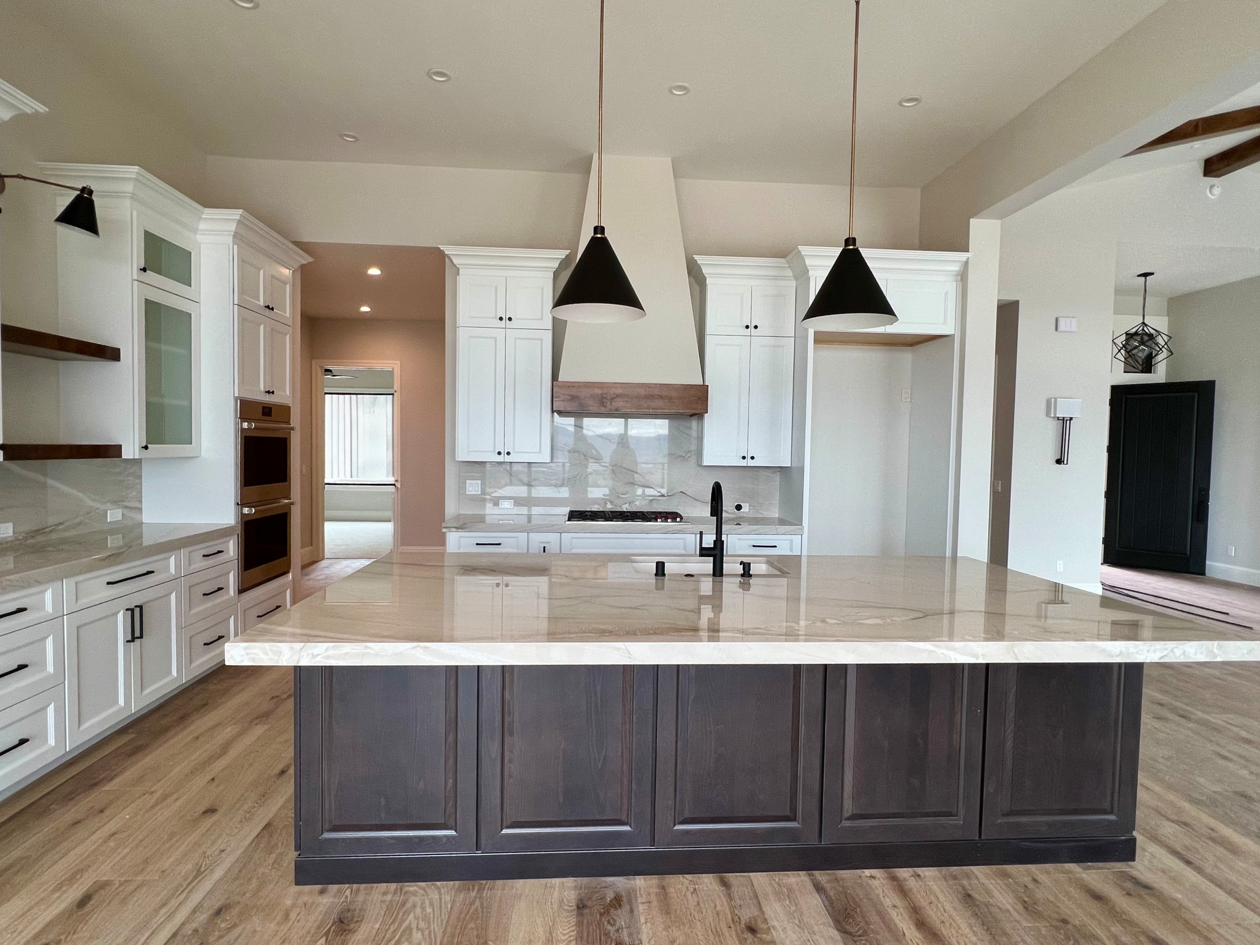 Exterior & Interior Stone, Tile & Cabinetry