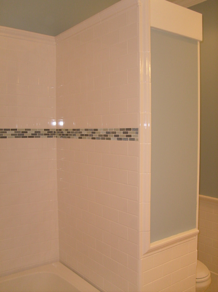 Bungalow Bath