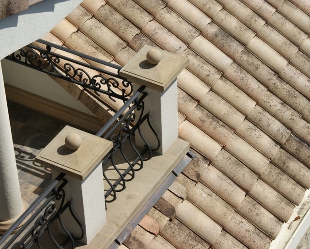 La Escandella - Curvado Aitana Spanish Roof Tiles