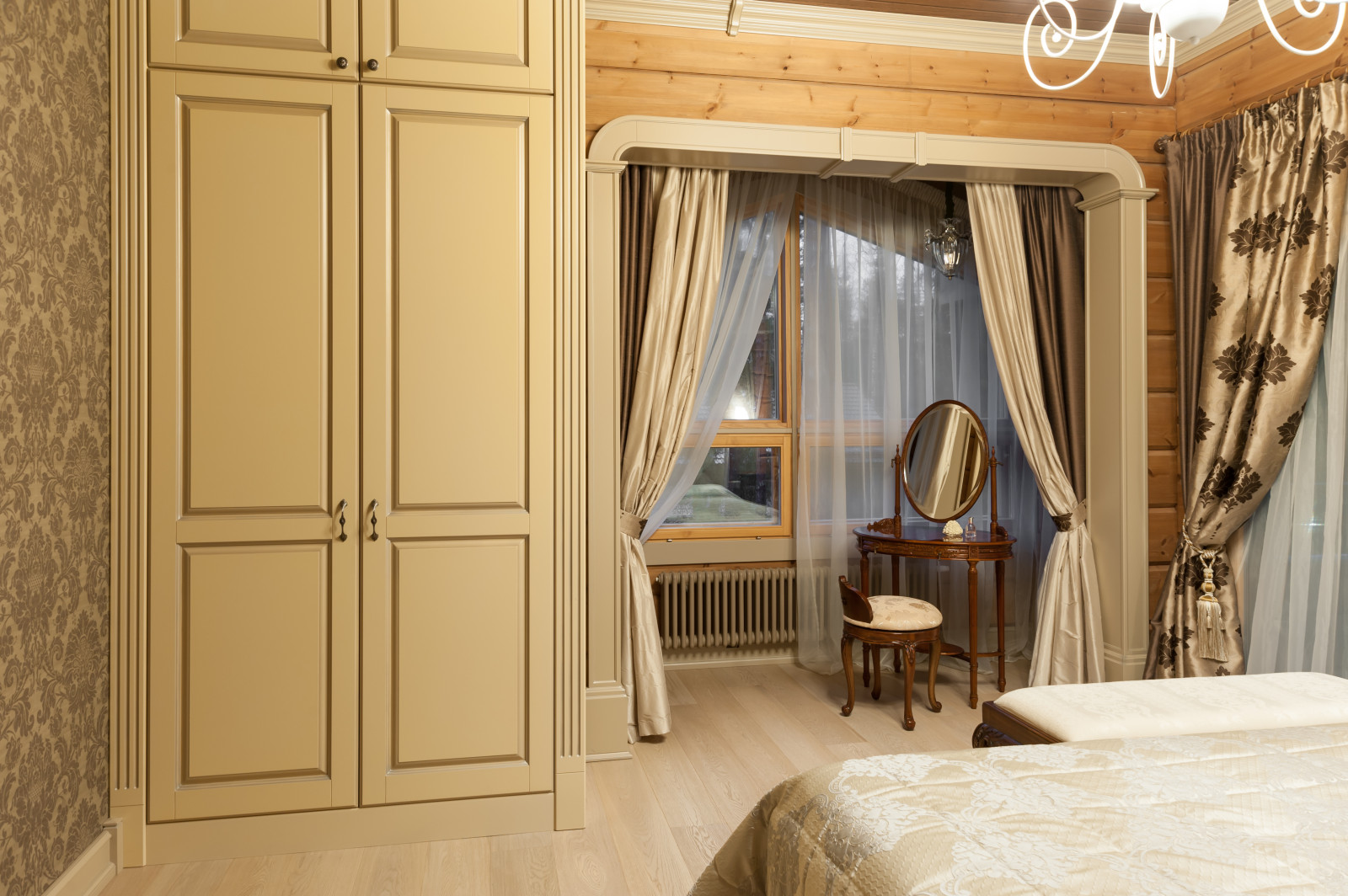 Дом у Медного озера