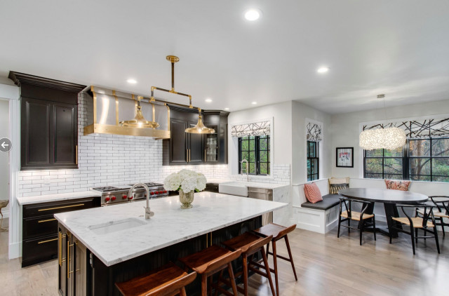 Kitchen transitional-kitchen