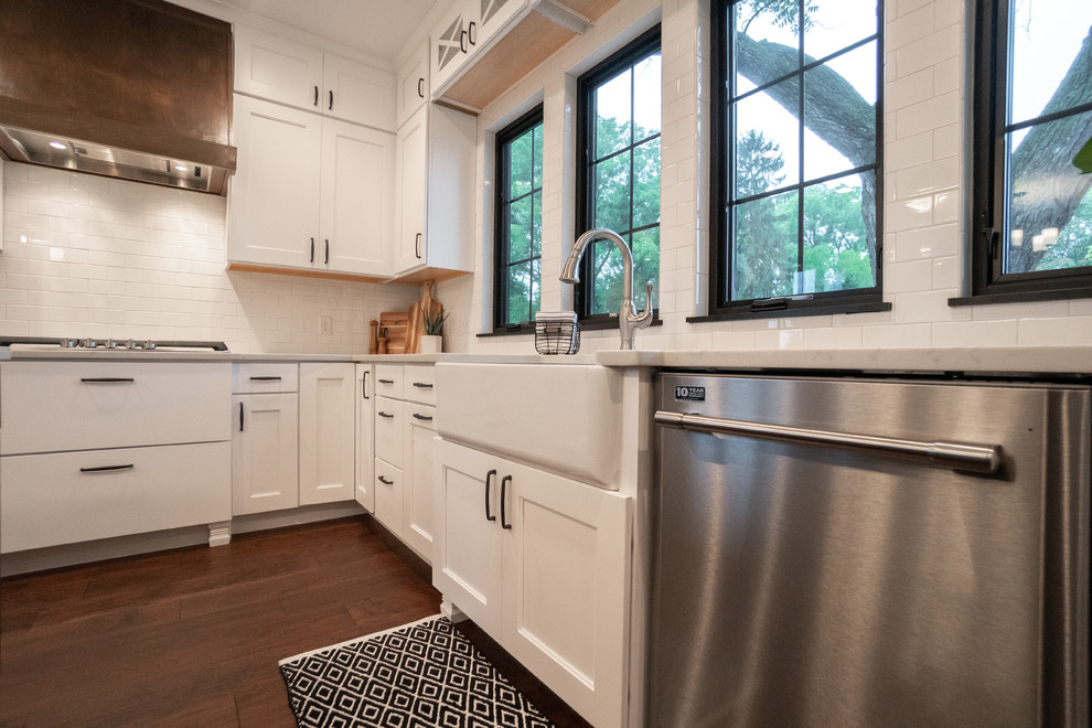 Inspiration for a rustic home design remodel in Chicago