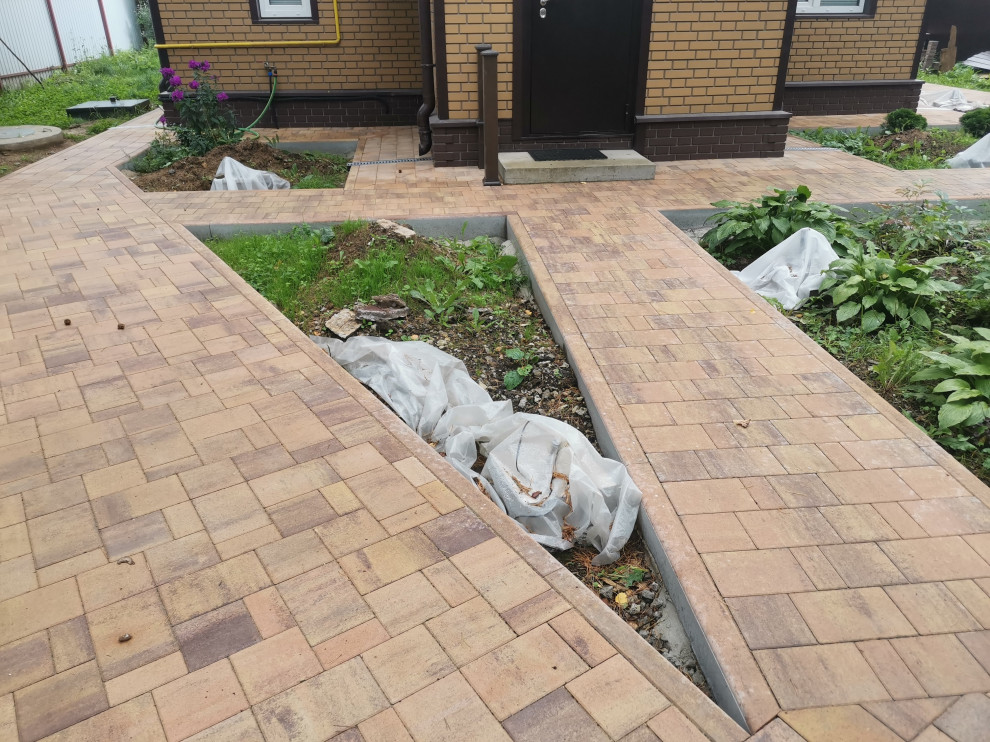 Реализация ландшафтного проекта на площади 300м2.