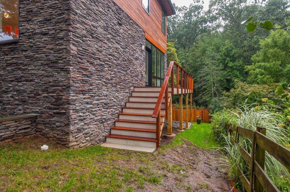Home design - transitional home design idea in DC Metro