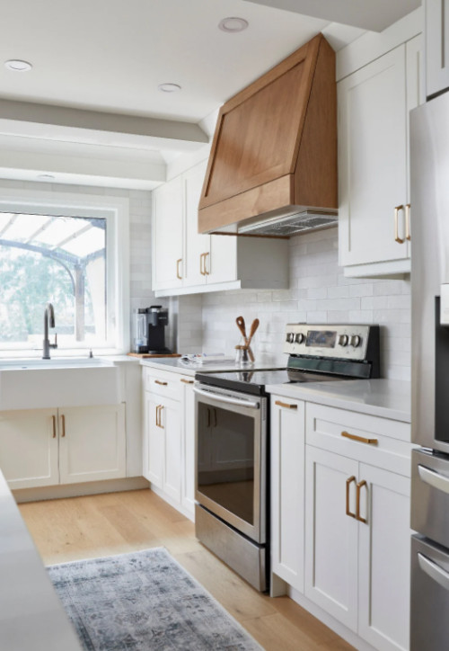 Markham 0823 kitchen vertical view