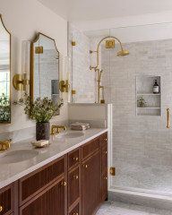8 Ways to Make Your Bathroom Feel Like a Spa
