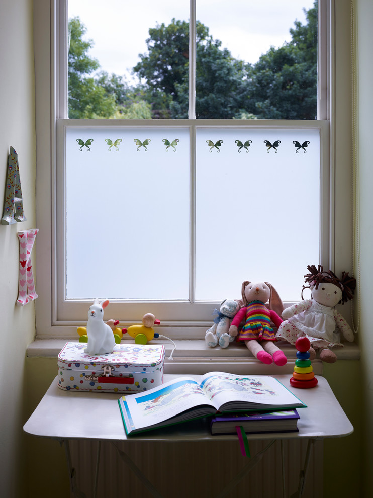 Contemporary kids' room in Buckinghamshire.