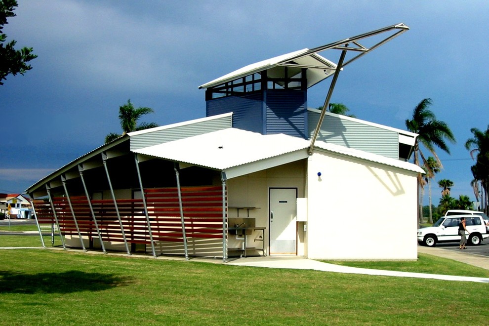 Pelican Park tourist information centre