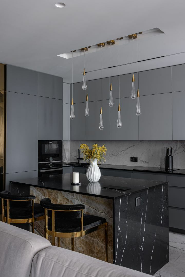 Реализация мебели на ул. Белинского