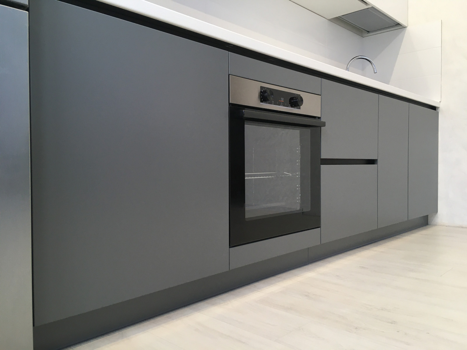 Кухня в современном стиле 10