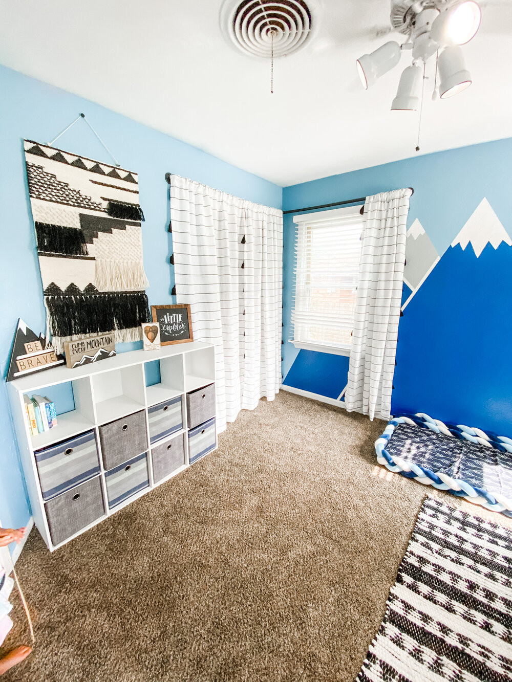 Hendrix's Aztec Mountain Nursery