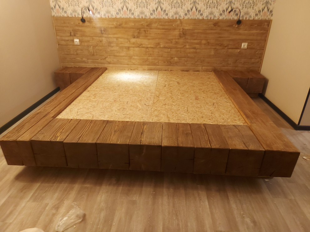 кровать из крупного бруса