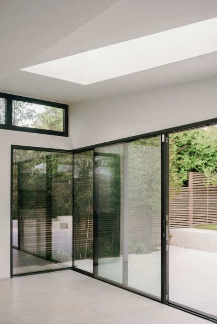 SUNCATCHER COTTAGE contemporary-vardagsrum