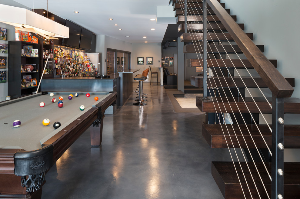 Inspiration for a contemporary basement in Minneapolis.