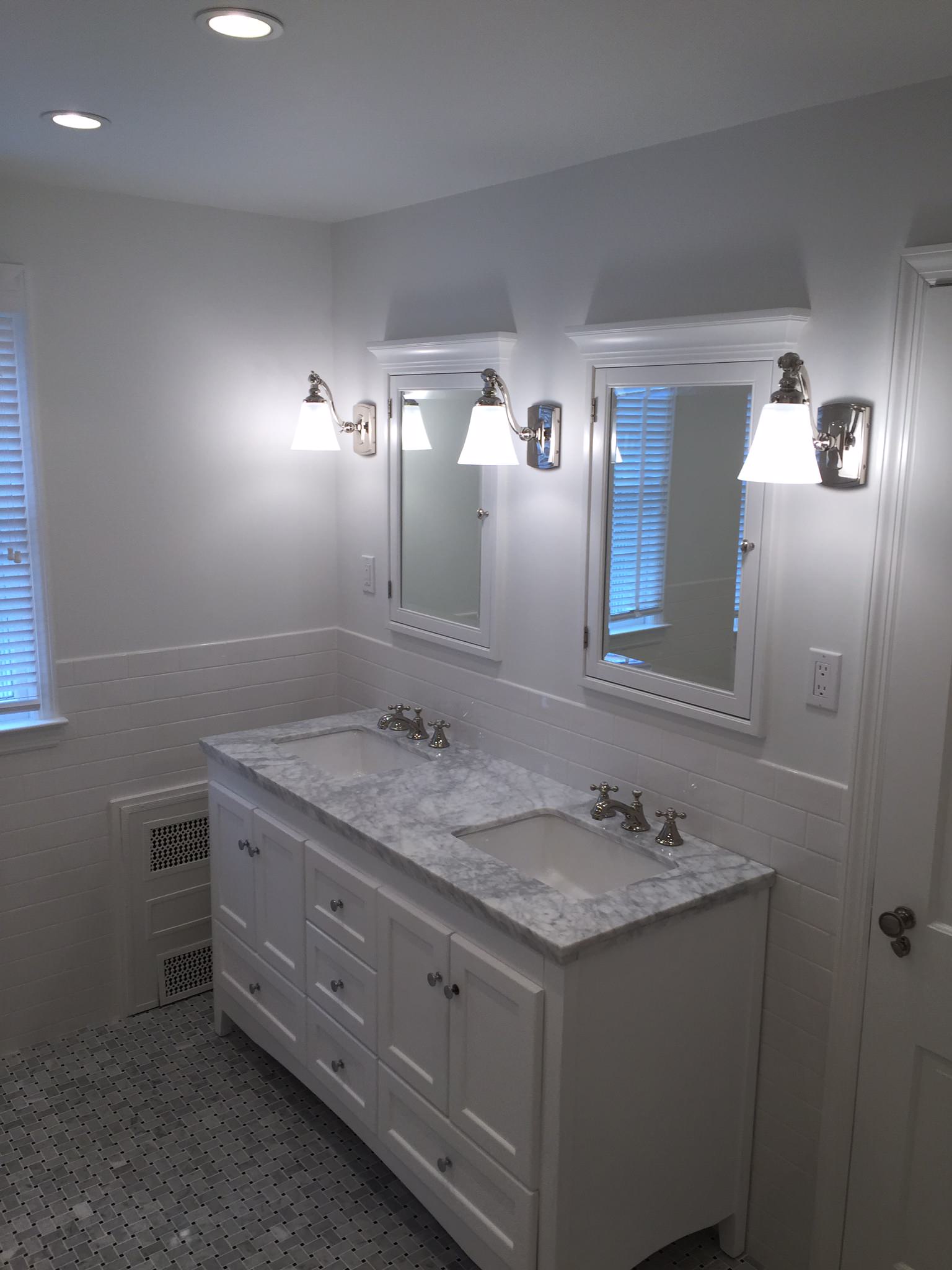 Mrs.Muhr master bathroom