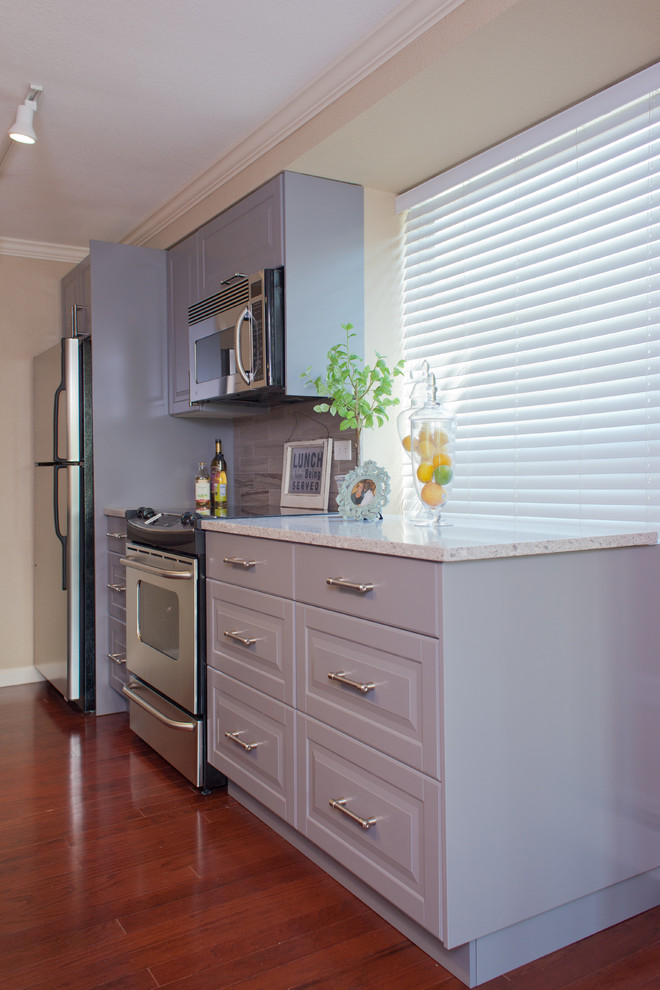 Transitional kitchen photo in Denver