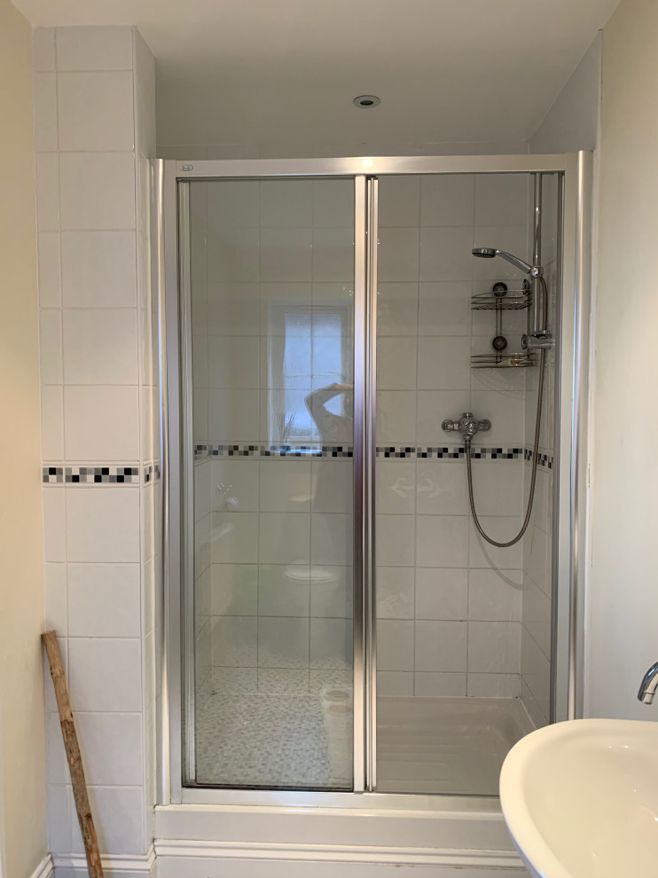 En-suite Bathroom Luton -Before