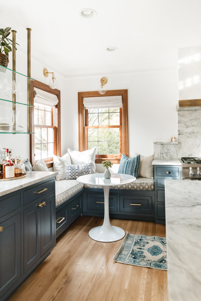 Transitional kitchen photo in Seattle