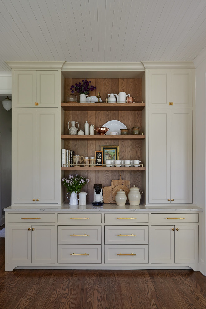 Pillement House - Farmhouse - Dining Room - Chicago - by Laura Design ...