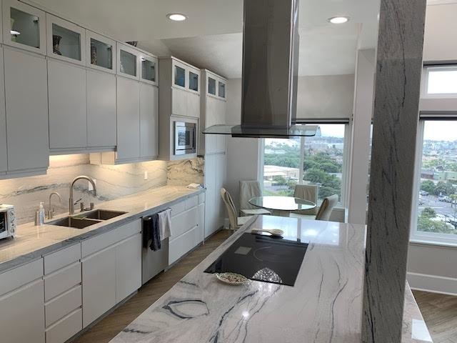 Paris Lane Newport Beach Condo