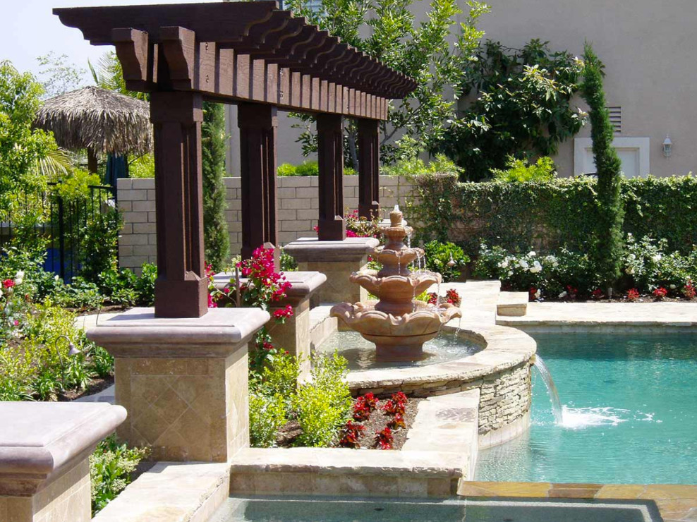 Example of a transitional pool design in Orange County