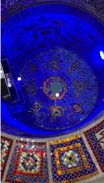 Купель из мозаики. Подмосковье, частный дом