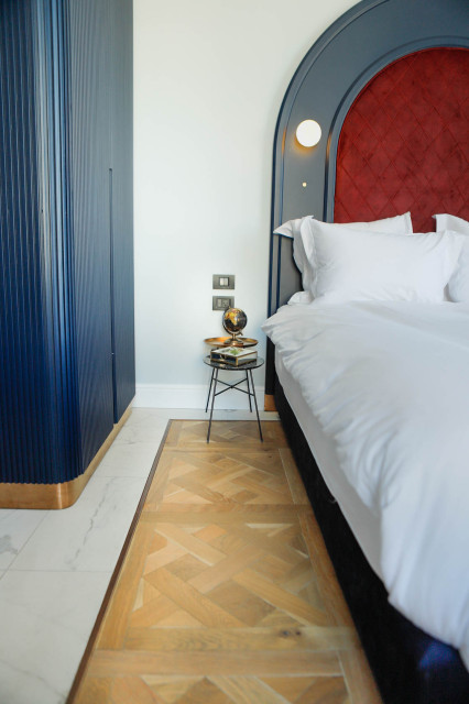 Versailles Pattern Tiles eclettico-camera-da-letto