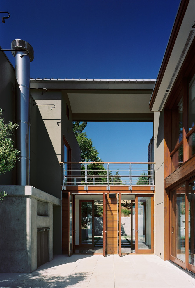 Design ideas for a contemporary exterior in San Francisco with wood siding.