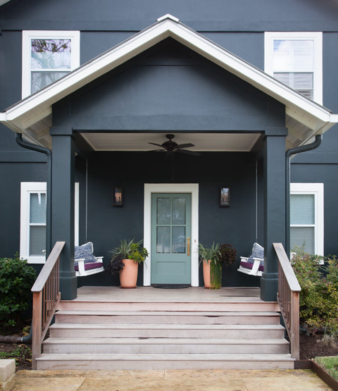 Inspiration for a transitional home design remodel in Austin