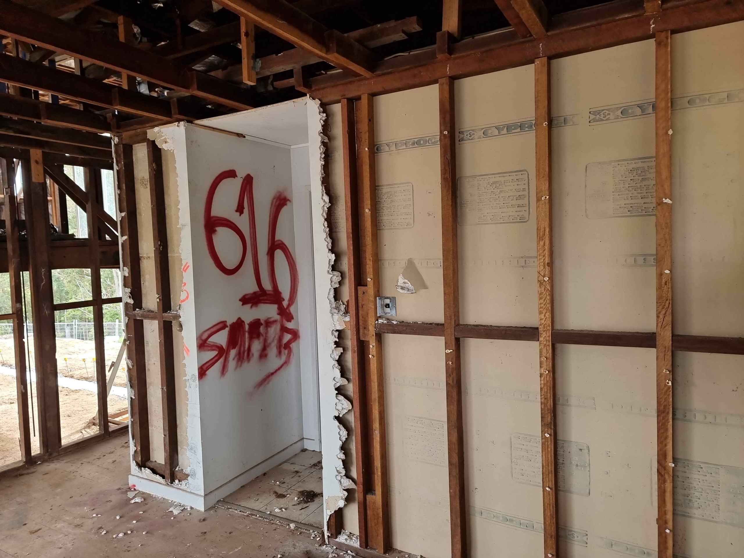 Two Removal Homes in to One