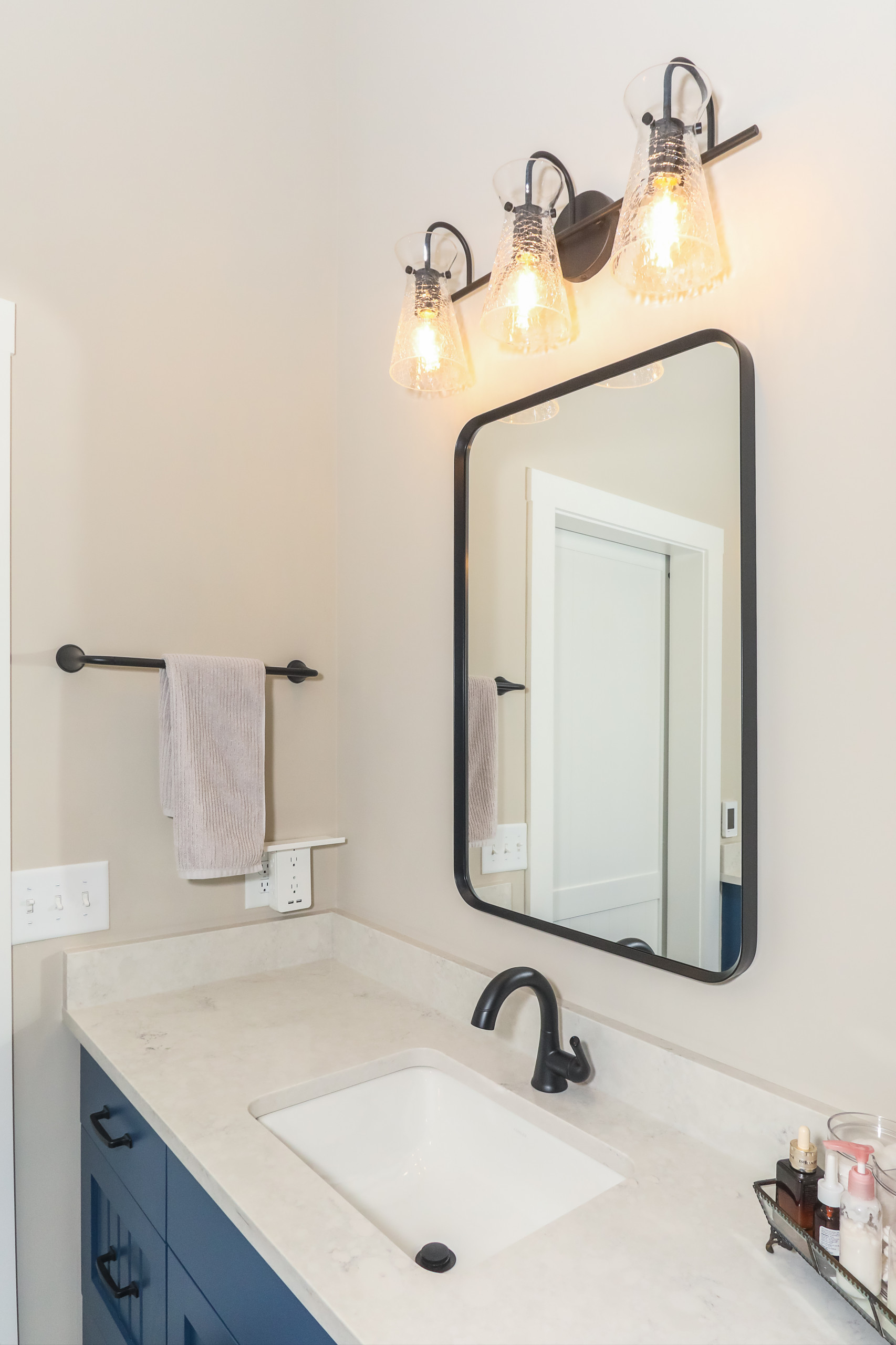 Oakwood-Master bathroom