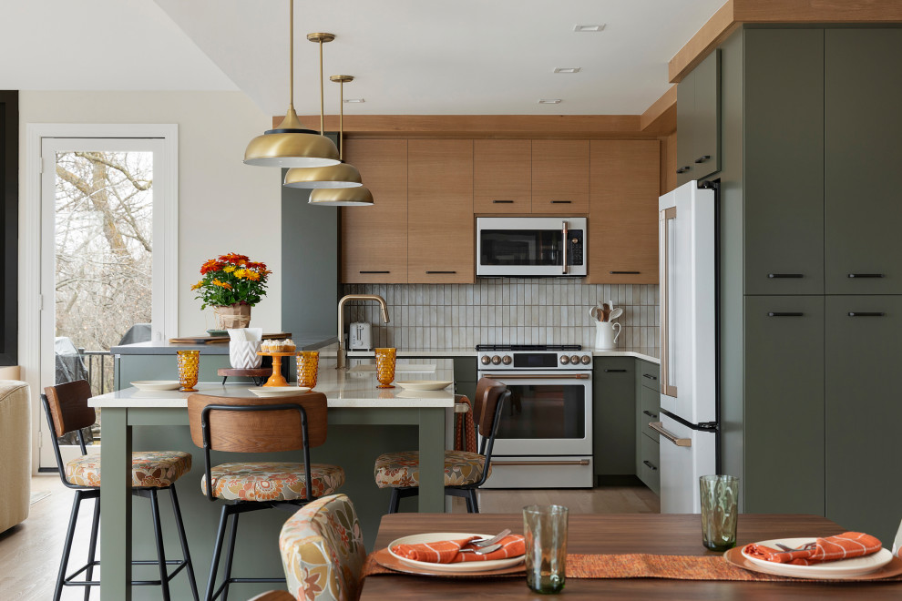 Trendy kitchen photo in Minneapolis