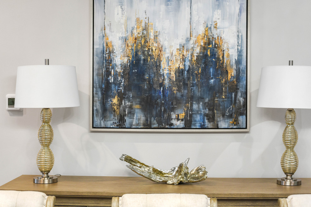 Example of a transitional home design design in Jacksonville