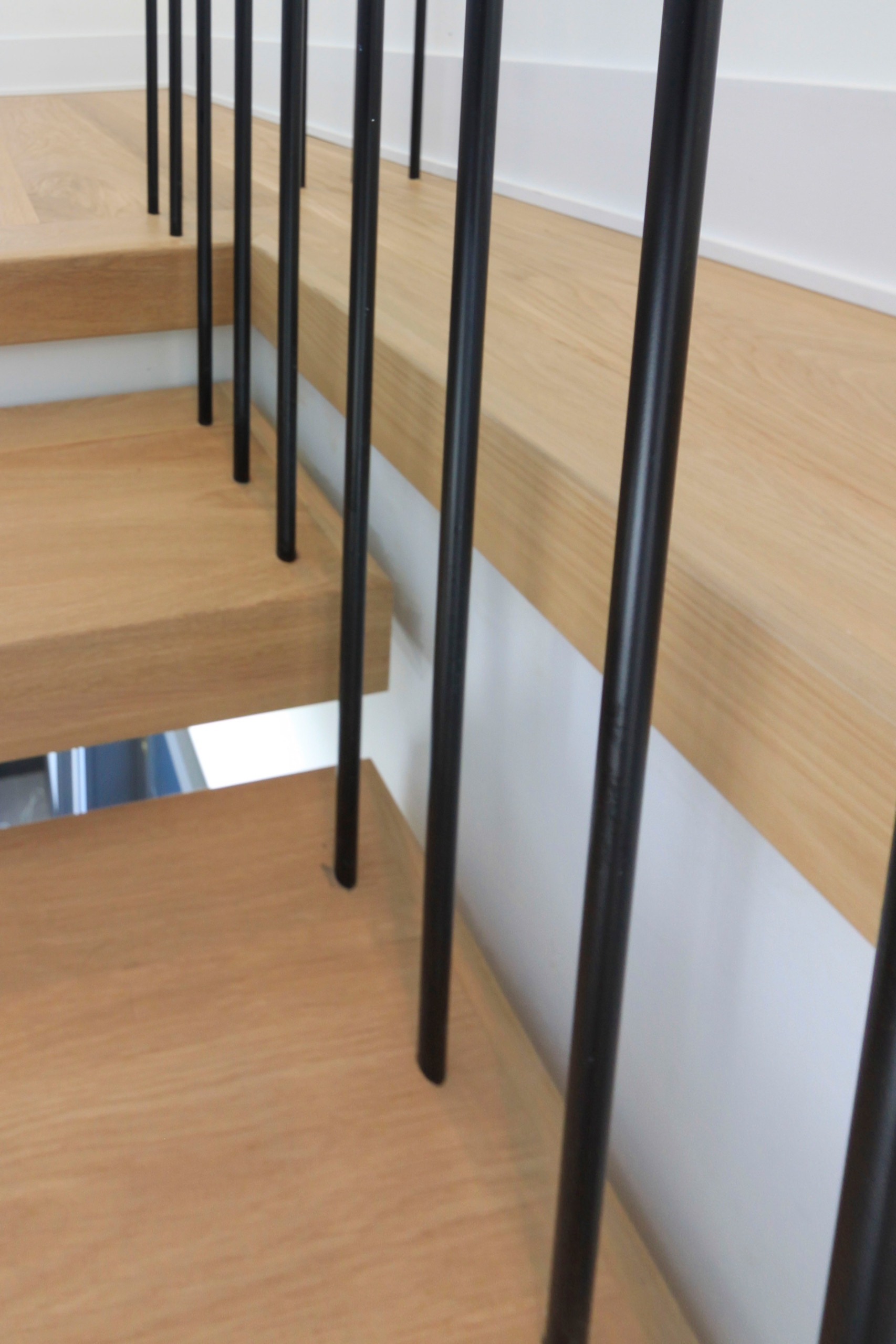 96_Dramatic cantilevered no-riser staircase, Bethesda, MD 20814